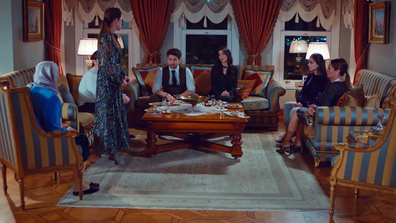 Elimi   Fragmanı
