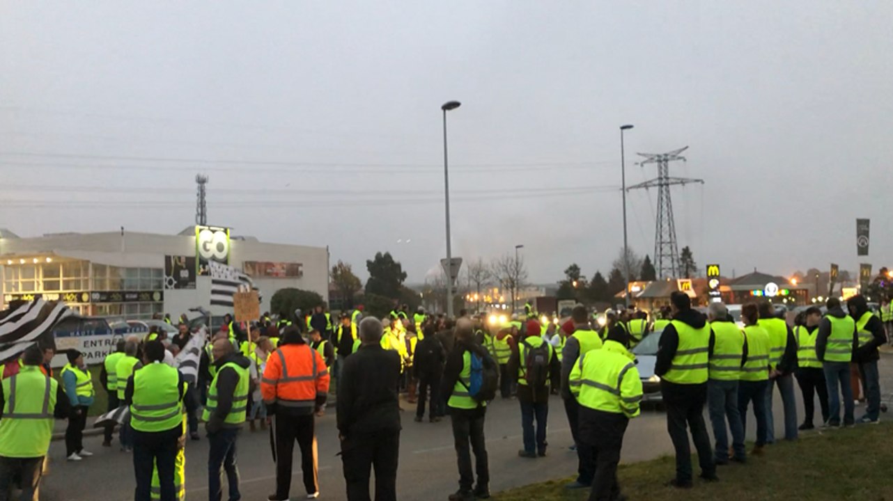 Gilets jaunes : 300 voitures mobilisées