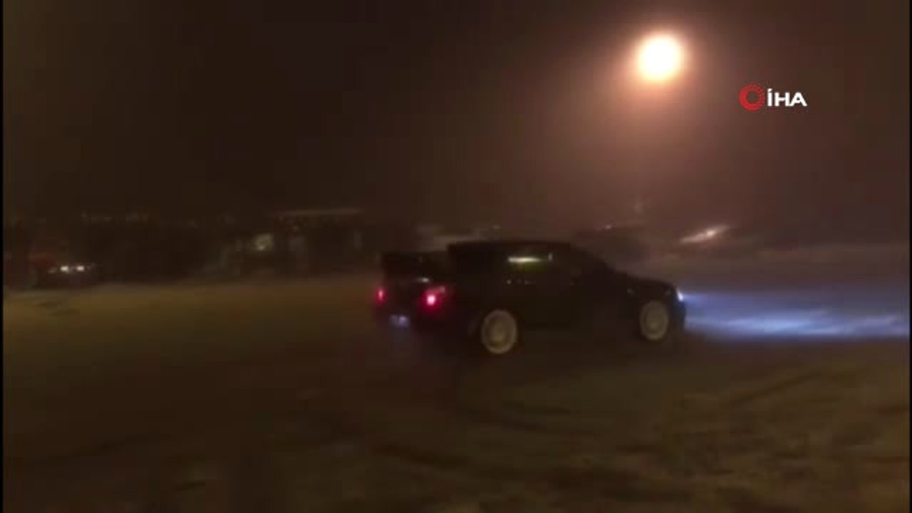 Zigana'da Drifte Ceza Yağdı...drift Yapmak İçin Toplanan 12 Araç Sürücüsüne 50 Bin TL Ceza