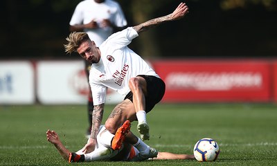 Milanello training match in the family