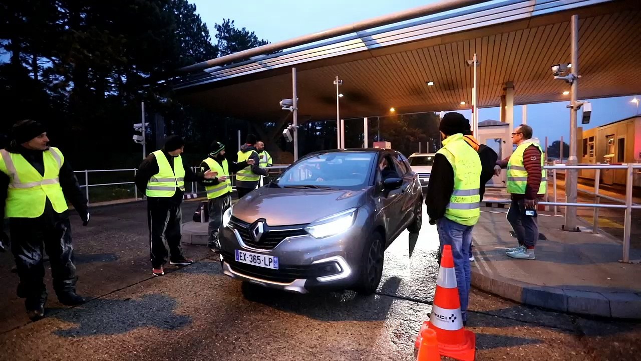 Gilets jaunes Montelimar Sud Vidéo Dailymotion
