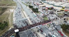 Vatandaşlar, TÜYAP'a Akın Etti! Üst Geçit Yetmedi, Polis Yolu Kesti
