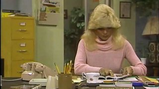 WKRP in Cincinnati - S02 E13 God Talks to Johnny