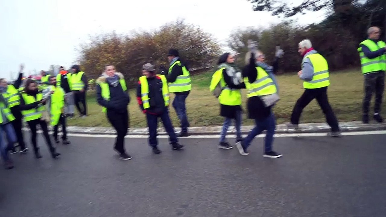 MACON-INFOS : Les gilets jaunes festifs à Mâcon