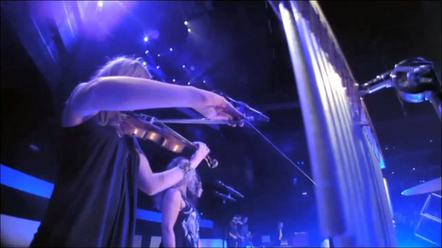 Helene Fischer – Meine Welt (Instrumental) — (Live: From O2 World Berlin, Germany / 2010)