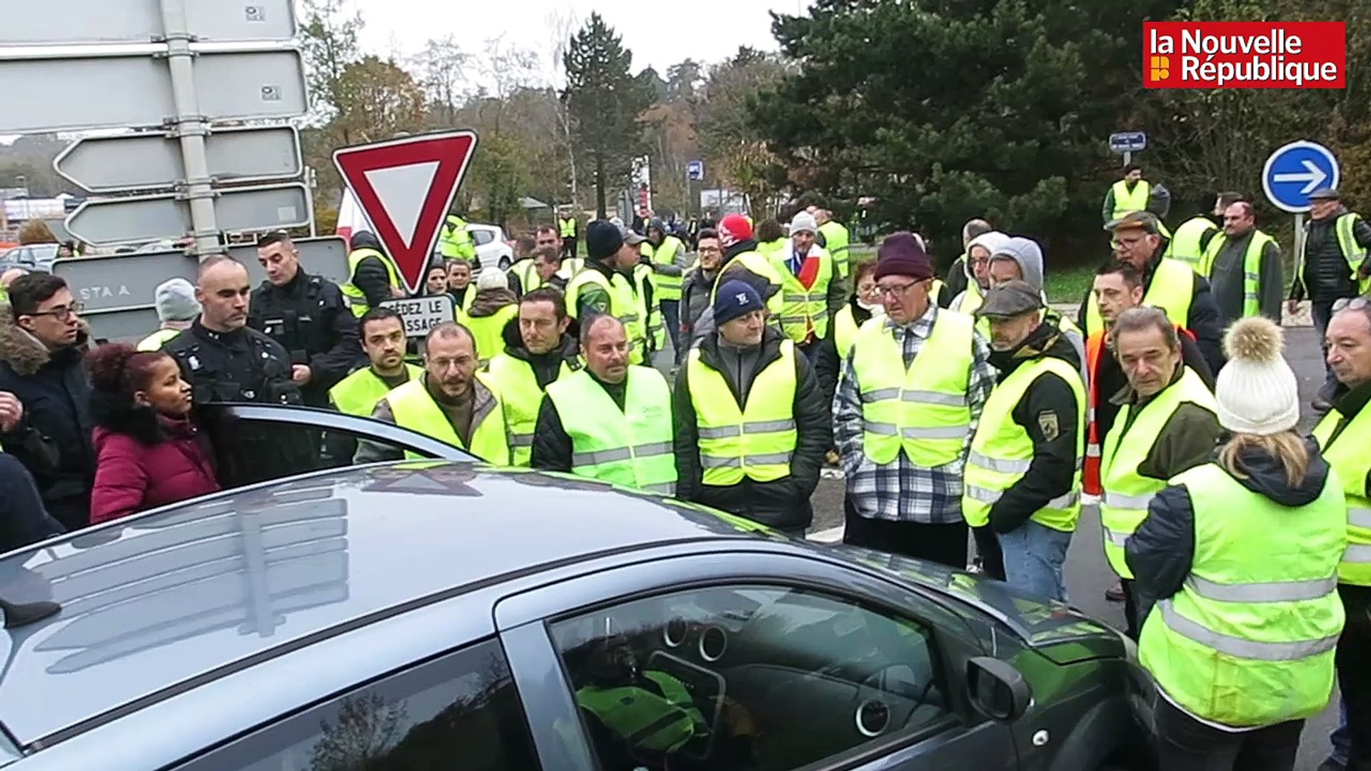 VIDEO. Tours : 1.500 Gilets jaunes mobilisés ce samedi 17 novembre - Vidéo  Dailymotion