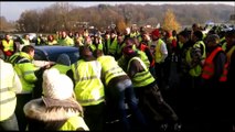 Franche-Comté Gilets jaunes altercations et comportements douteux et dangereux