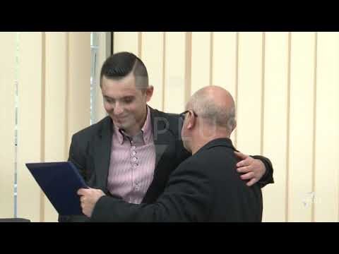 Ndahen çmimet e letërsisë në Panairin e Librit - News, Lajme - Vizion Plus