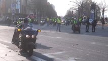 Fransa'da Akaryakıt Zammı Protesto Edildi