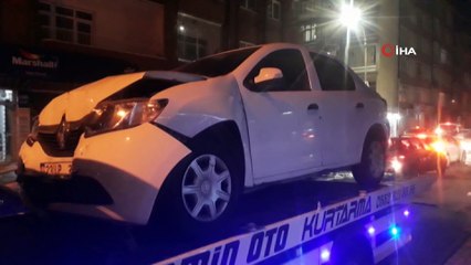 Otomobil ile minibüs çarpıştı: 7 yaralı