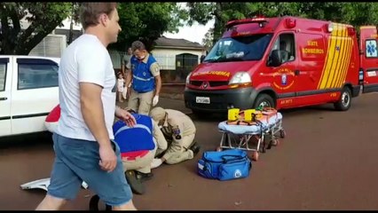 Mulher se fere em colisão entre moto e carro no Tropical