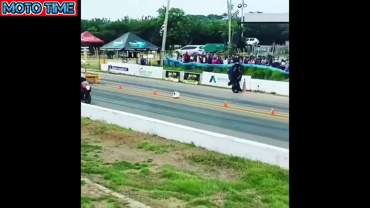 Funny Motorcycle FAILS _fire_ WINS Compilation 2018 Moto Moments ( 720 X 1280 )