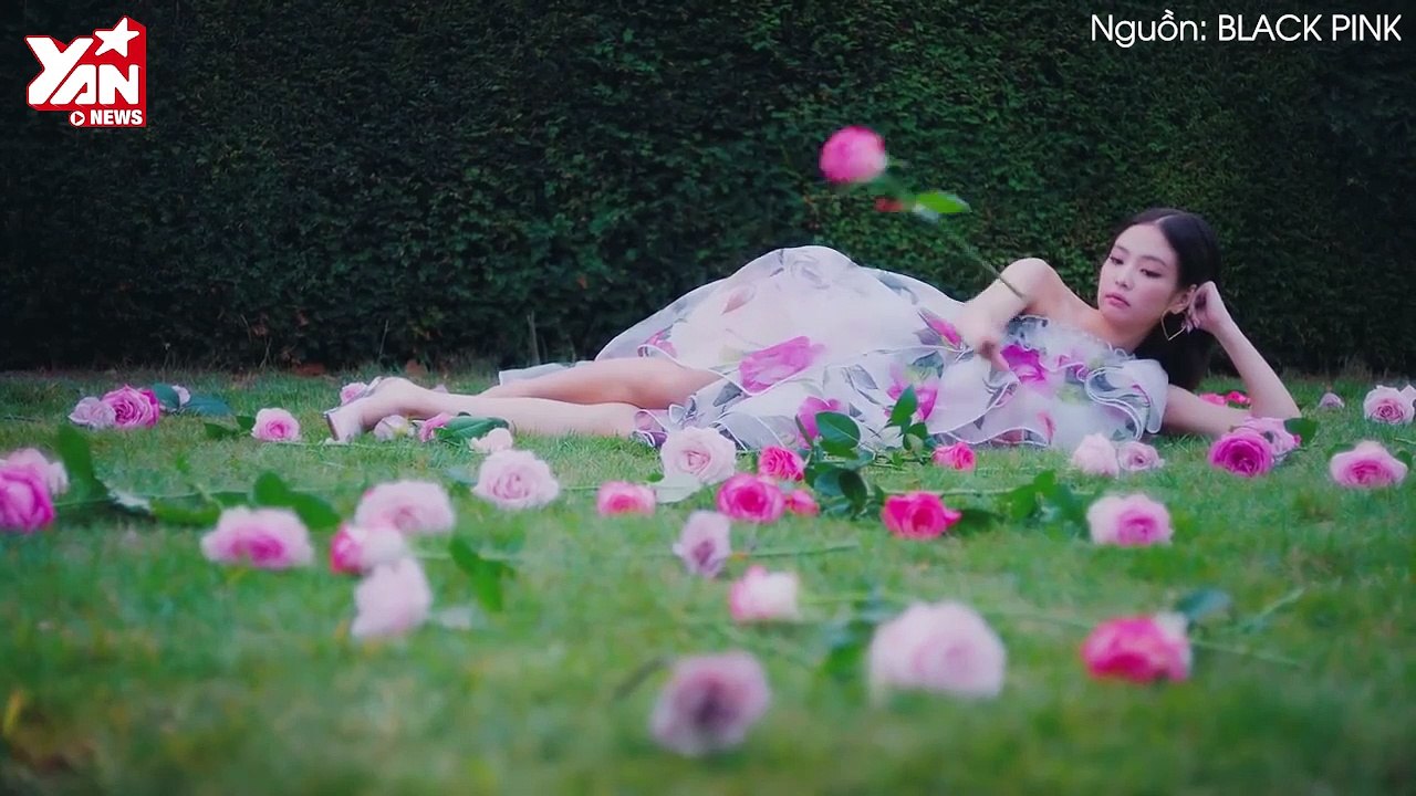 Mặc kệ thị phi bủa vây, Jennie vẫn vui vẻ đăng ảnh mới xinh hút hồn trên MXH