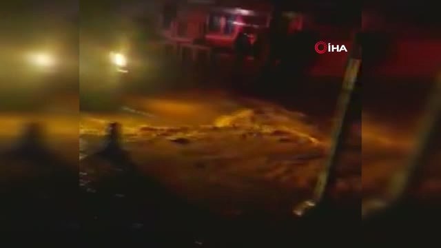 Bodrum'da Sel Felaketi...cadde ve Yollar Sular Altında Kaldı