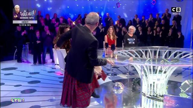 Salut les terriens : Laurent Baffie débarque en jupe devant Nolwenn Leroy