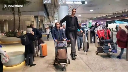 World's tallest man arrives at LAX