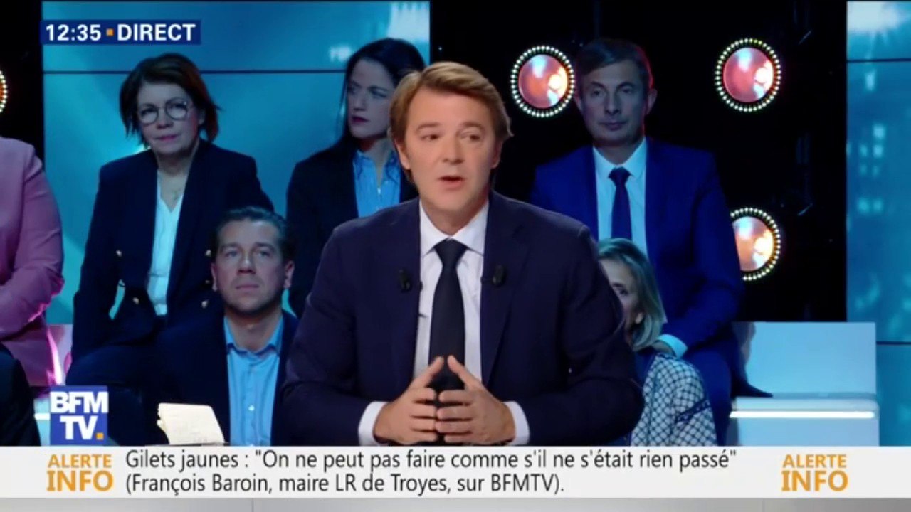 "Nous lançons une association régions, départements, maires de France pour appeler à une nouvelle décentralisation" déclare François Baroin