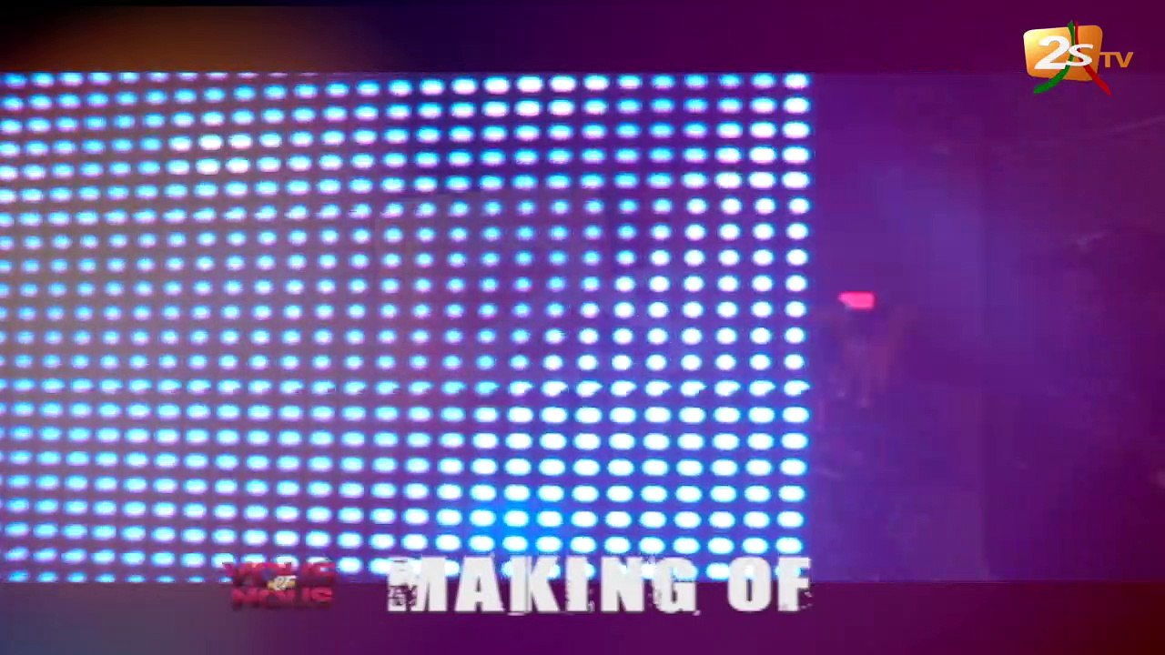 LES COULISSES DE VOUS ET NOUS - ARRIVÉE DES ANIMATEURS ET DE BABA MAAL