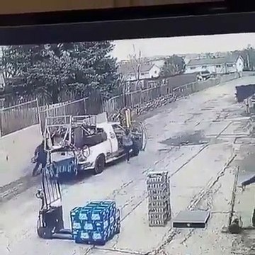 Ces voleurs vont regretter leur geste... Bad Karma