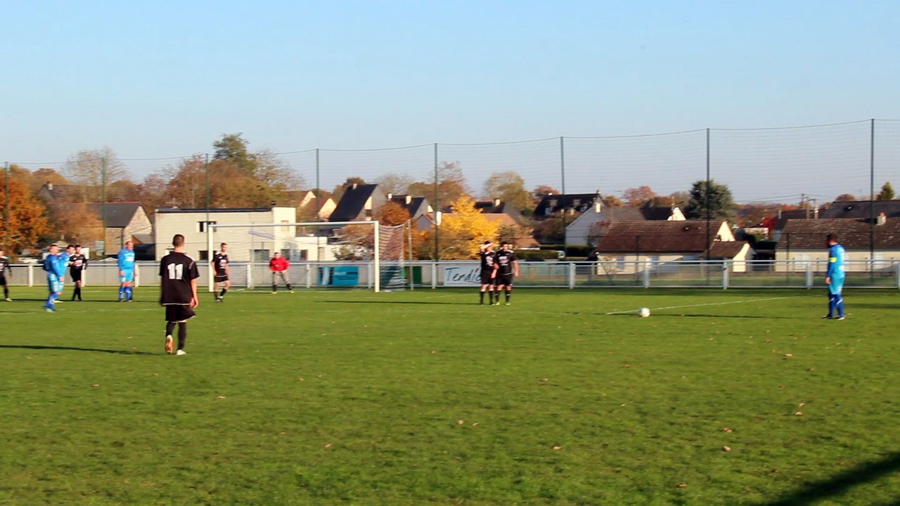 18/11/2018 : Soulgé B VS Commer. 3-4. Coup Franc d'Anthony.