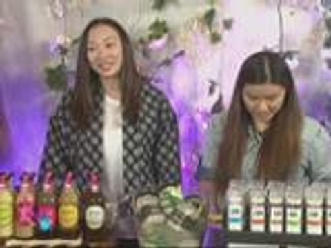 Kris tries different jams