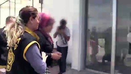 Hamile kadın bıçakla öldürüldü - Zanlının Adli Tıp Birimine getirilmesi - ADANA