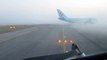 Vivez l'atterrissage d'un avion de ligne en mode automatique à l'aveugle en plein brouillard