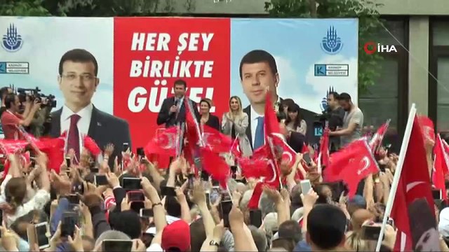 İstanbul Büyükşehir Belediye Başkanı Ekrem İmamoğlu Kadıköy Belediyesi’ni ziyaret etti