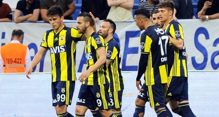 VAR Kararlarının Damga Vurduğu Maçta, Fenerbahçe, Kasımpaşa'yı 3-1 Mağlup Etti