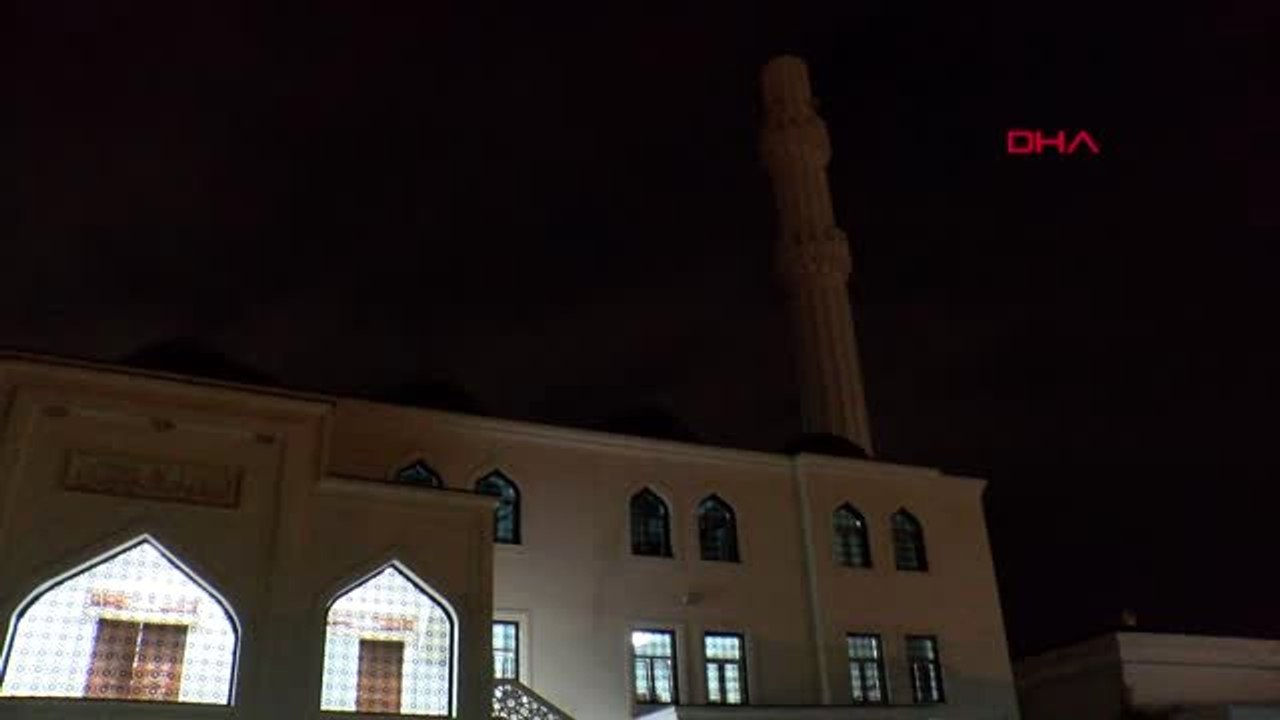 Binali Yıldırım'dan Sabah Namazı Sonrası Açıklamalar