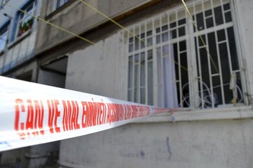 Aniden Çöken O Binanın İçi Vahameti Gözler Önüne Serdi