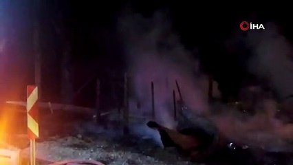 Gece yarısı alev alev yandı