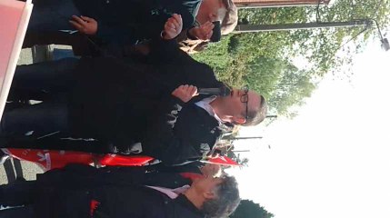 Néchin : Raoul Hedebouw et Fabien Roussel en visite chez les "Mulliez"