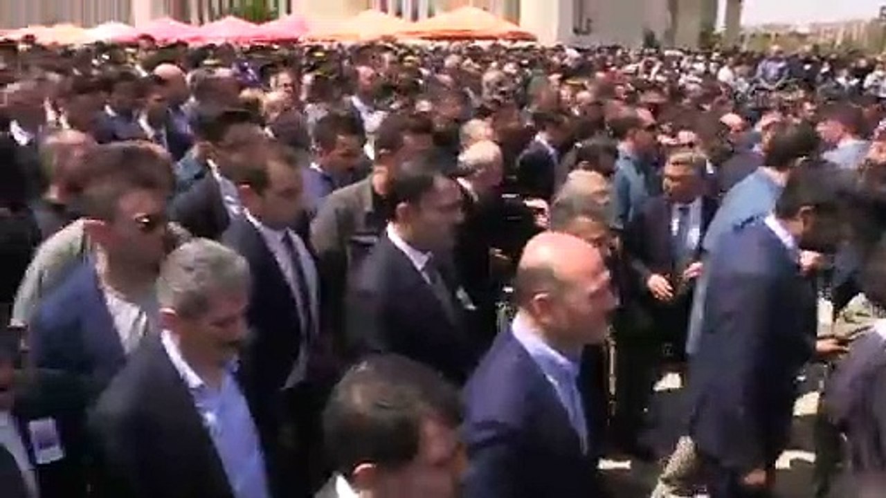 Şehit Yüzbaşı Celalettin Özdemir son yolculuğuna uğurlandı (3) - ANKARA