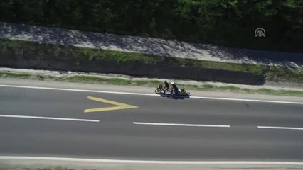 Roma'dan Pekin'e "Engelsiz Yaşam" İçin Pedal Çeviriyorlar