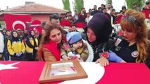 Afyonkarahisar Şehit Piyade Sözleşmeli Er Servet Akkuş Son Yolculuğuna Uğurlandı-1