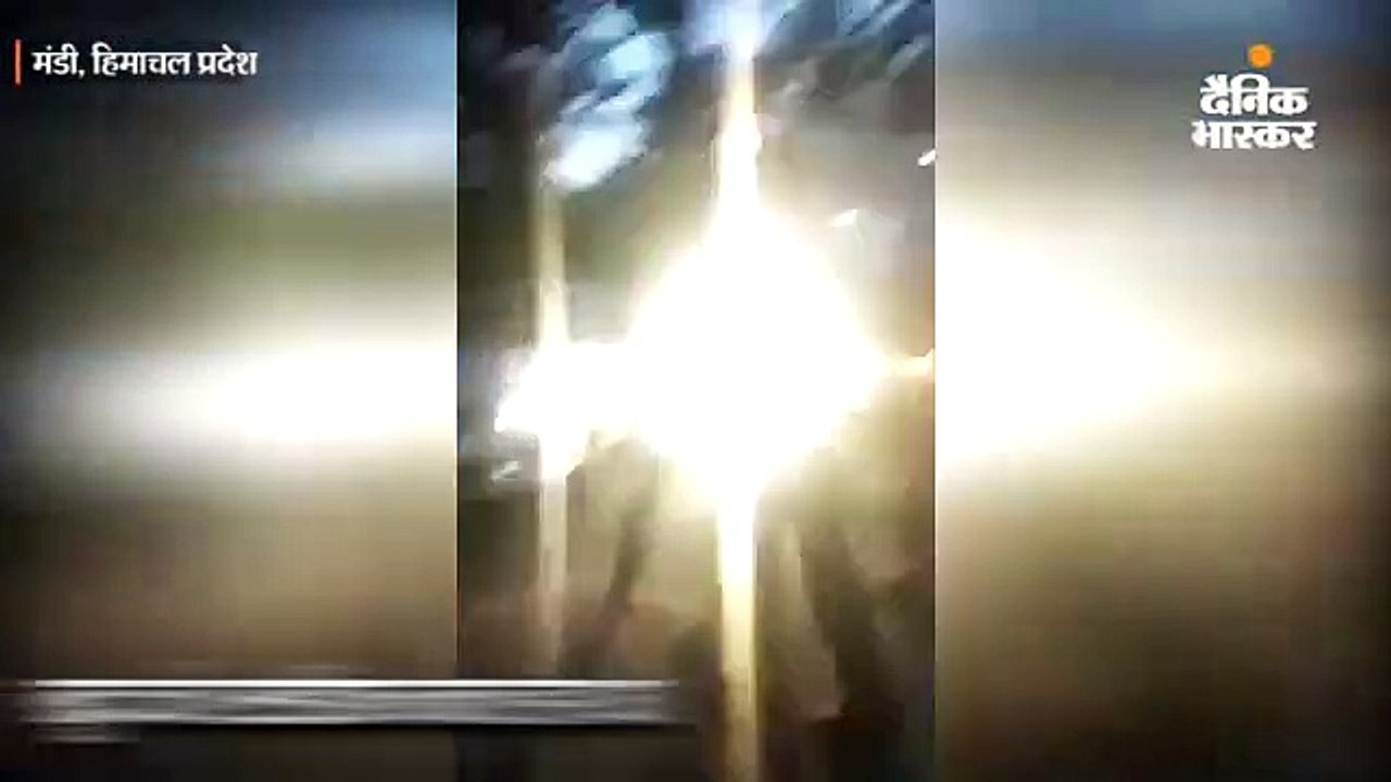 तहसीलदार ने बस चालक की पिटाई की, खूद को एसडीएम बता रहा था, वीडियो वायरल