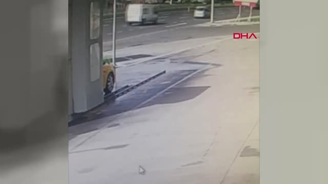 Ankara Polis Memuruna Çarpıp Şehit Etmeden Önce Yayaya Çarpmış O Anlar Kamerada