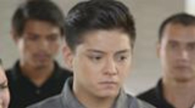 Eduardo, hinuli ng mga pulis nang dahil sa kurapsyon