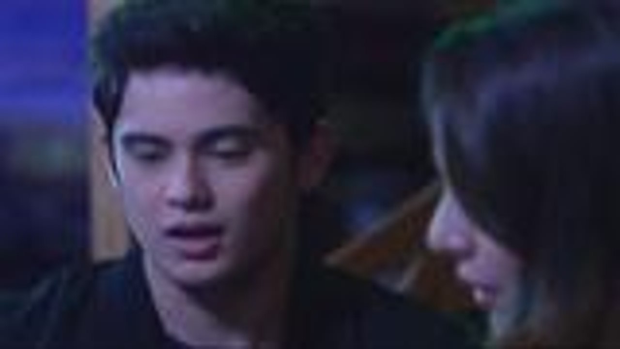 Leah, di napigilang sumunod sa date ni Clark