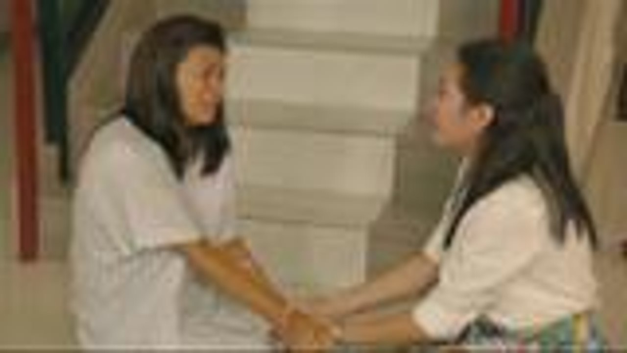 Ang madamdaming pagkikita nina Laura at Kara