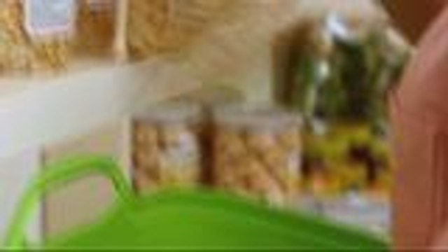 Jigs, ipinamili ng pasulubong si Leah