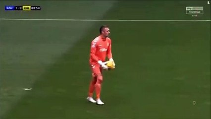 Allan McGregor (Rangers) straight red card for insane reaction against Hibernian!
