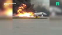 Les premières images de l'avion en flamme à l'aéroport de Moscou