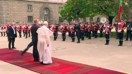 Papa, Bulgaristan'a, mültecilere kapılarını açması çağrısı yaptı - SOFYA