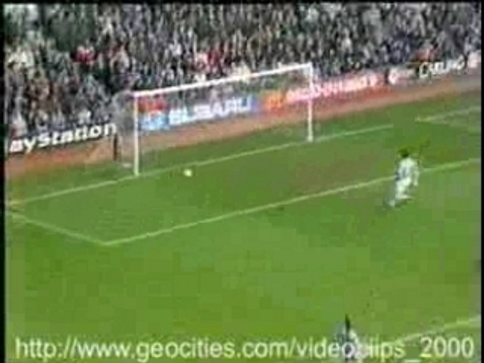 Funny videos - stupid soccer goal