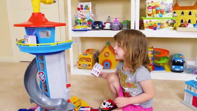 Genevieve Opens Paw Patrol Mini Boos Surprise Toys!