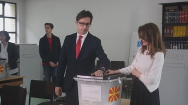 Candidato oficialista Stevo Pendarovski gana las presidenciales macedonias