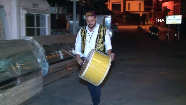 Bursa'da ramazan davulcuları ilk mesaisine başladı