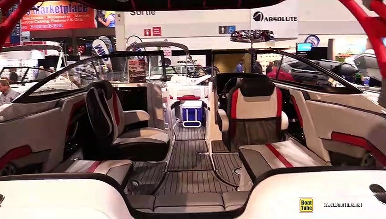 2018 Yamaha 242 x e-Series Motor Boat - Walkaround - 2018 Toronto Boat Show